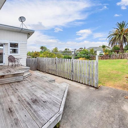 Fabulous Three Bedroom Home In Pakuranga Auckland Exteriör bild