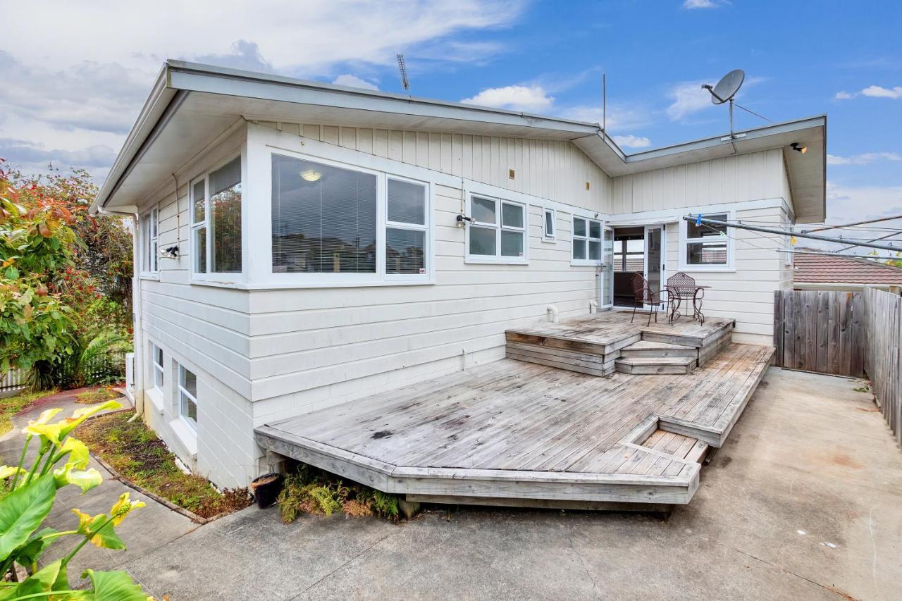 Fabulous Three Bedroom Home In Pakuranga Auckland Exteriör bild